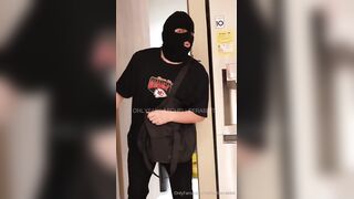 Michelle Rabbit is mugged and ends up having sex with the thief