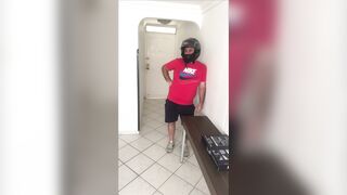 Young Girl Has No Money and Pays the Delivery Guy With Sex