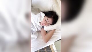 CatKitty21 Wakes Up Horny for a Hot Morning Blowjob and Sex Session