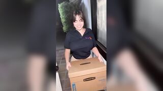 FedEx Salomelons girl gets fucked on a counter