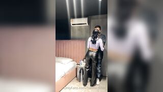 Hanna Miller has sex in the hotel room.