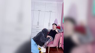 The new girl from the gym agrees to come to my house to exercise her vagina